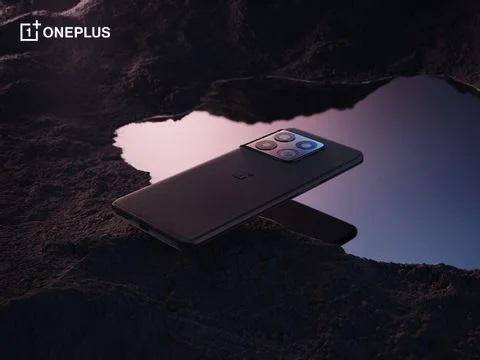 OnePlus-10-Pro_Black-Whole-Phone