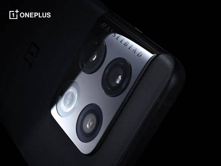 OnePlus-10-Pro_Black-Headshot