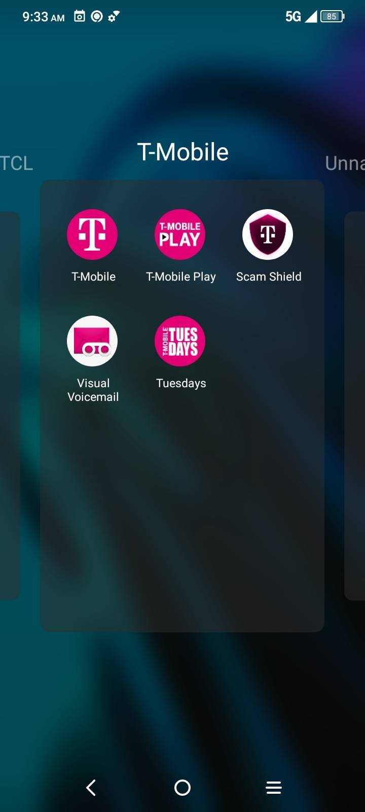 an image showing pre-installed t mobile apps on tcl 30 xe 5g