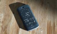 yotaphone 2 review hw2