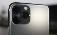 iPhone 11 Pro Max triple rear cameras