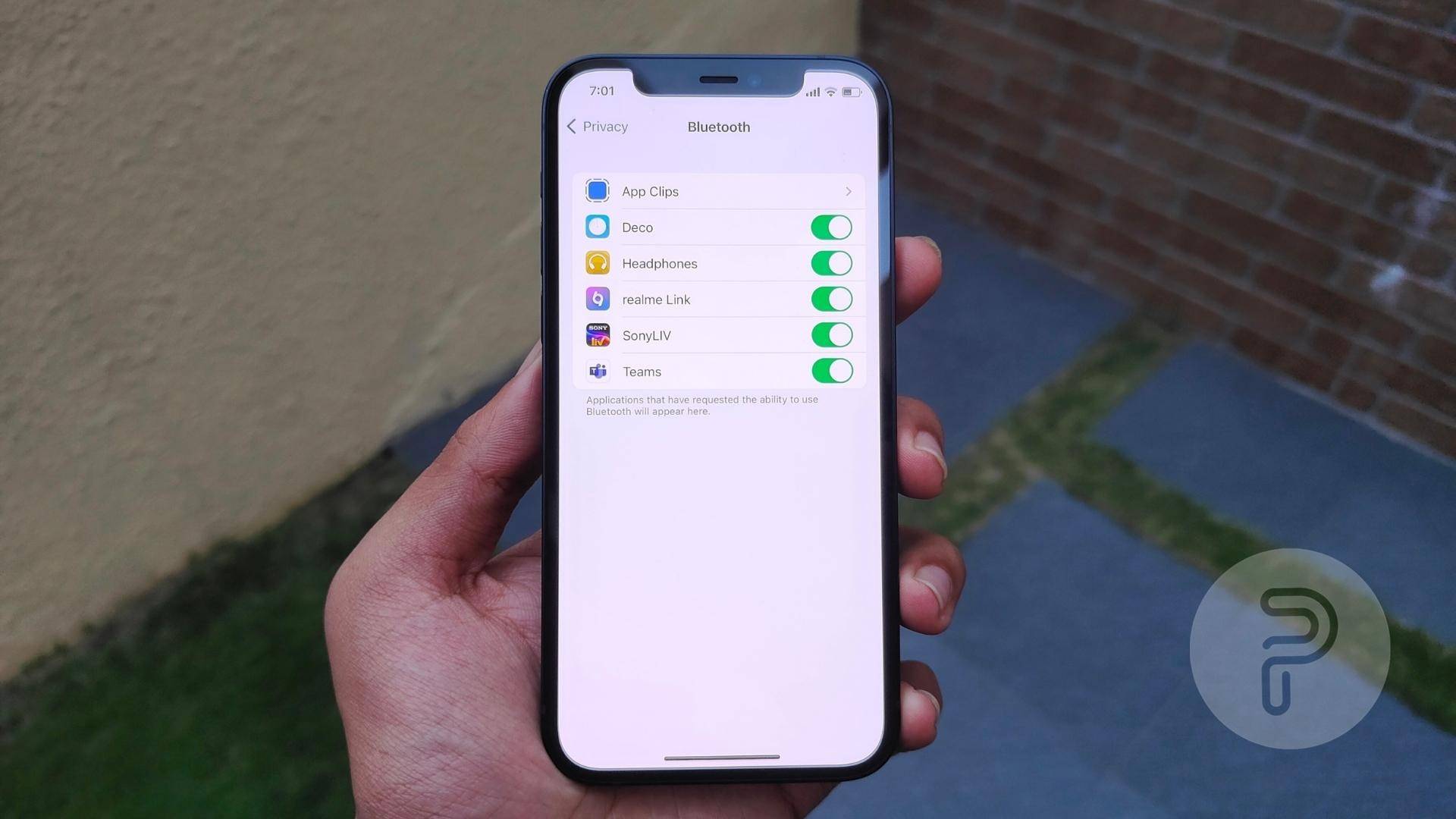 An image showing how apple lets see which apps are accessing a feature and how you can see the data consolidated in a single place