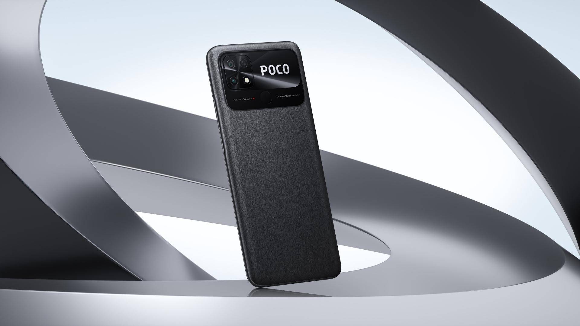 an image showcasing the back of POCO C40 in its Power Black Colorway