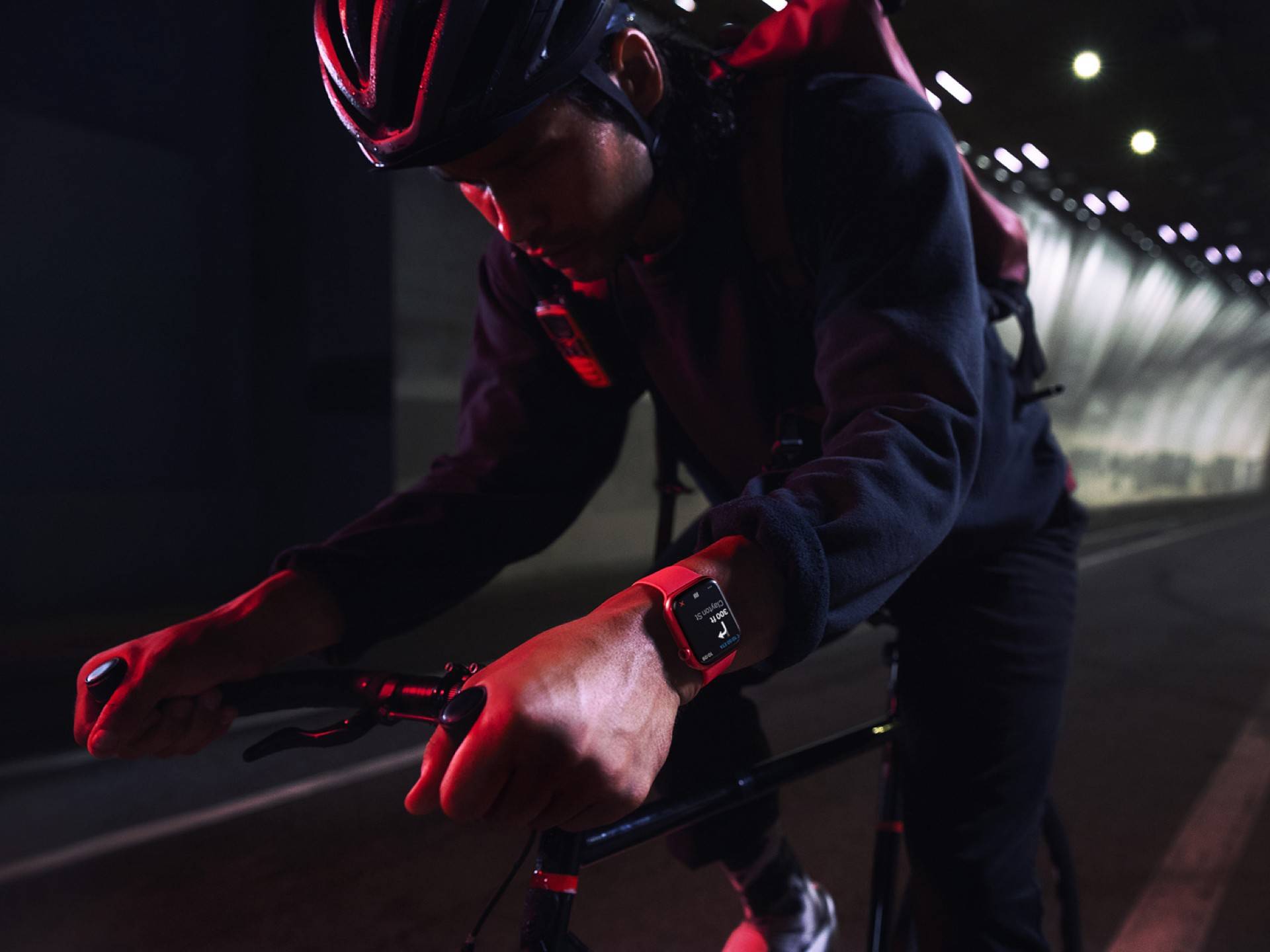 Apple Watch Series 7 Cycling